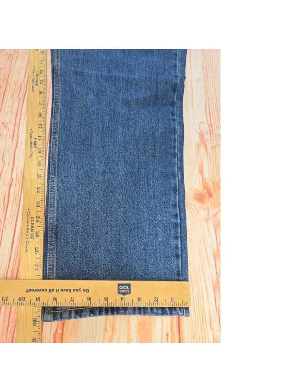 Levis 550 Relaxed Fit Tapered Leg Jeans Size 40x30 NWT